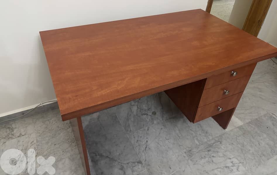 Desk Table 1