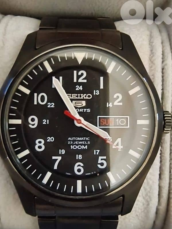 Seiko 5  full black ( SALE OR TRADE ) 1