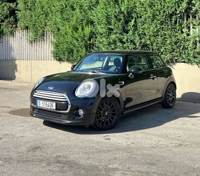 MINI Cooper 2016 very clean company source