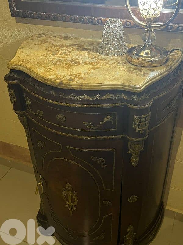 cabinet 0
