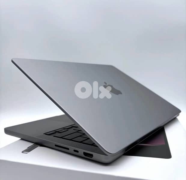 MacBook Pro M1 2021 – Power & Performance Combined 9