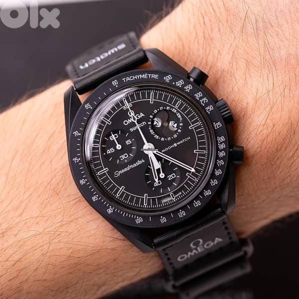 Omega x Swatch limited edition snoopy moonphase 1
