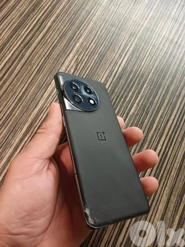 OnePlus 11 ( 256 Gb / 16 Ram ) mish maftou7 mad8out 0