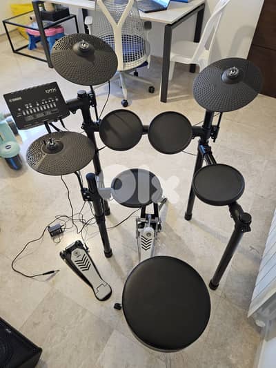 Yamaha DTX452K Electronic drums kit