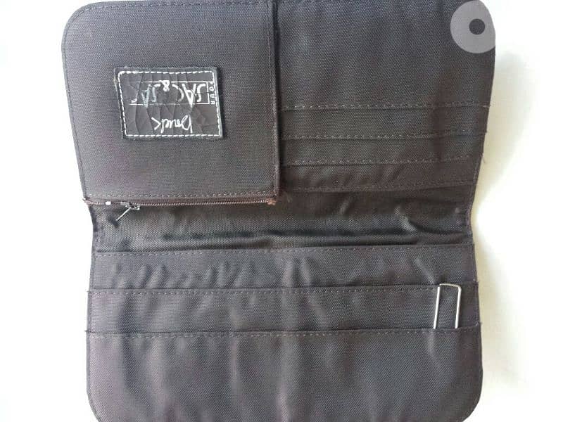Brown leather wallet - Not Negotiable 2