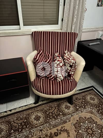 Good condition - 2x sofa bed + 2x bergere