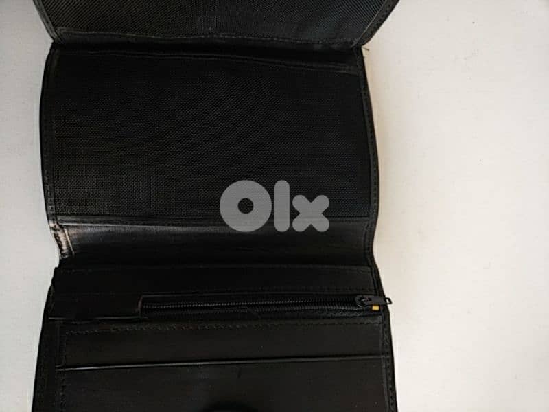 Vintage leather wallet - Not Negotiable 3