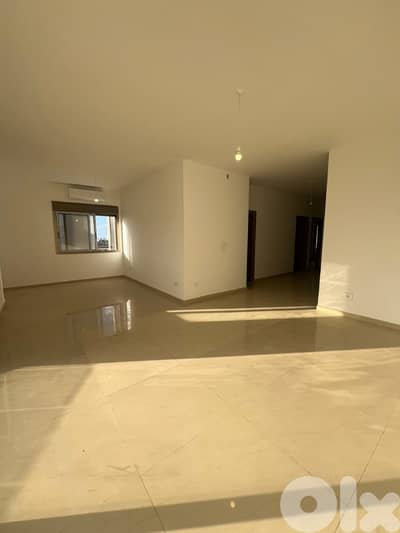 شقة للبيع في جل الديب Decorated apartment for sale in Jal el Dib