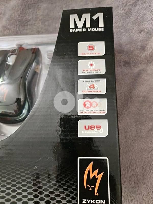 M1 Gamer Mouse, an optical gaming mouse designed for performance. 3