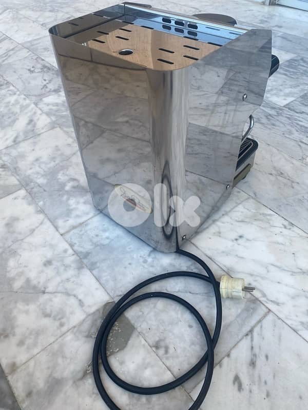 DALLA CORTE coffee machine مكنة قهوة 3