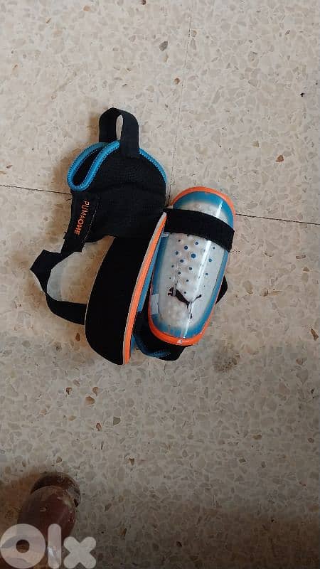 football shin guards puma كرة قدم فوتبول 1