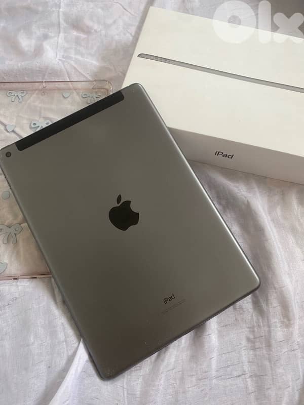 Ipad 8 32jega ايباد ٨ 0