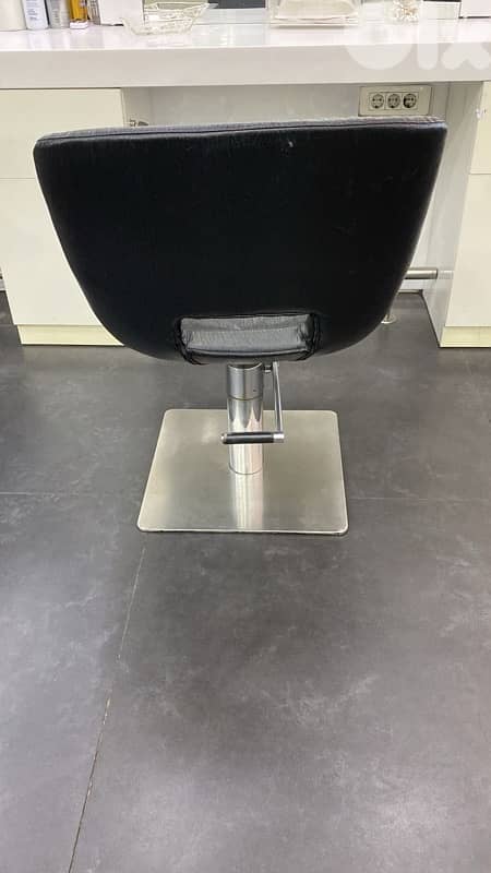 chair for hair Salon 1