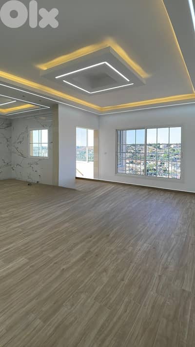 شقة كاشفة للبيع كفررمان-Apartment with Mountain View for Sale Kfaruman