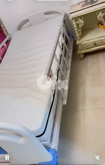 تخت كهربائي