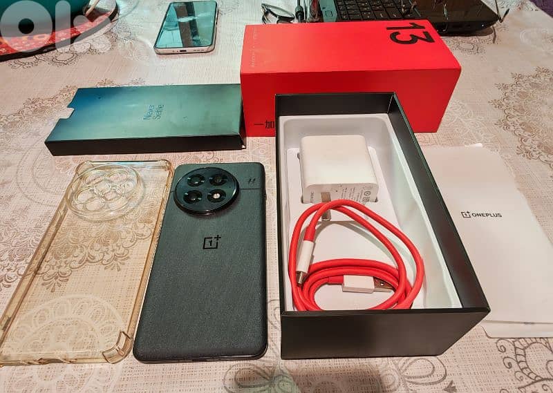 one plus 13 (512/16gb) 1
