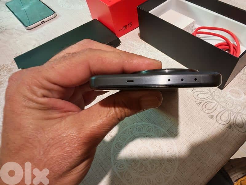 one plus 13 (512/16gb) 5