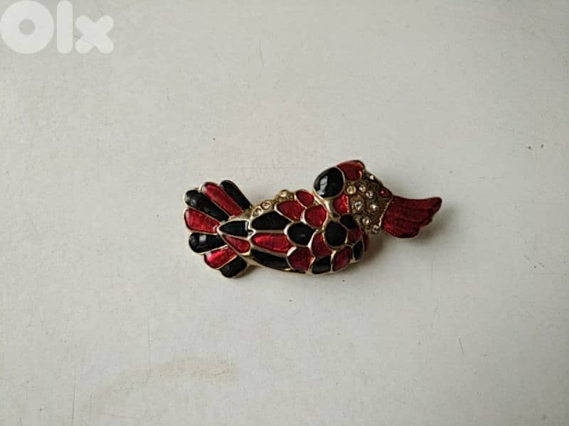 Old bird brooch - Not Negotiable 0