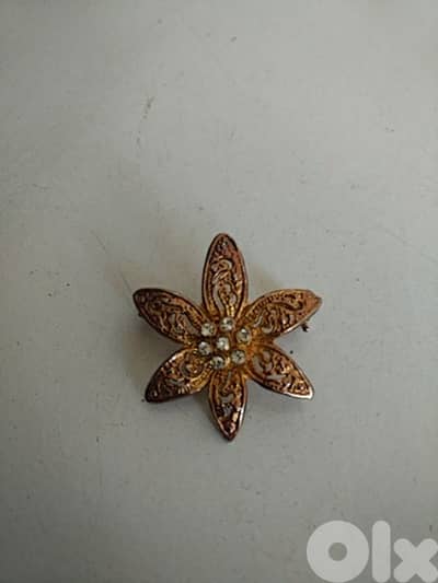 Old flower brooch - Not Negotiable