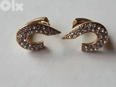 C earrings - Not Negotiable