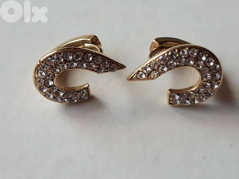 C earrings - Not Negotiable 0