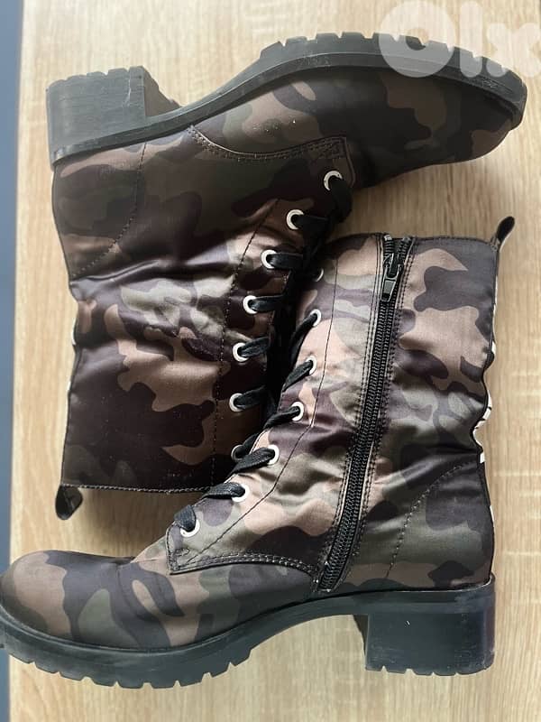 ALDO COMBAT BOOT 9
