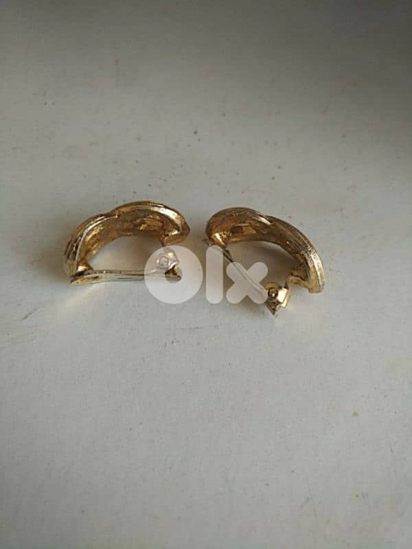 Vintage Orena stylish earrings - Not Negotiable 2