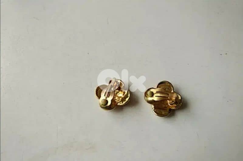 Vintage spade earrings - Not Negotiable 1