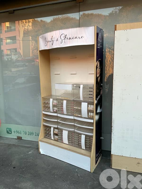 cosmetics Racks Stands 0