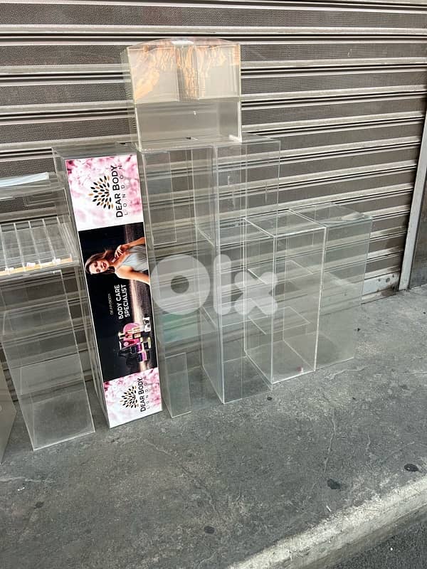 cosmetics Racks Stands 1