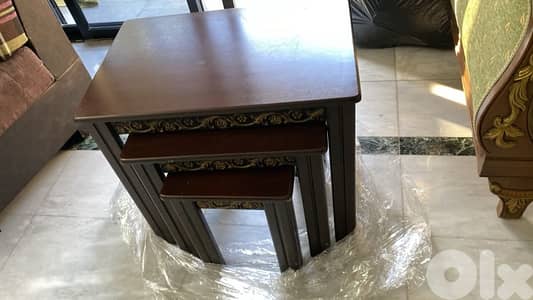 طقم طاولات