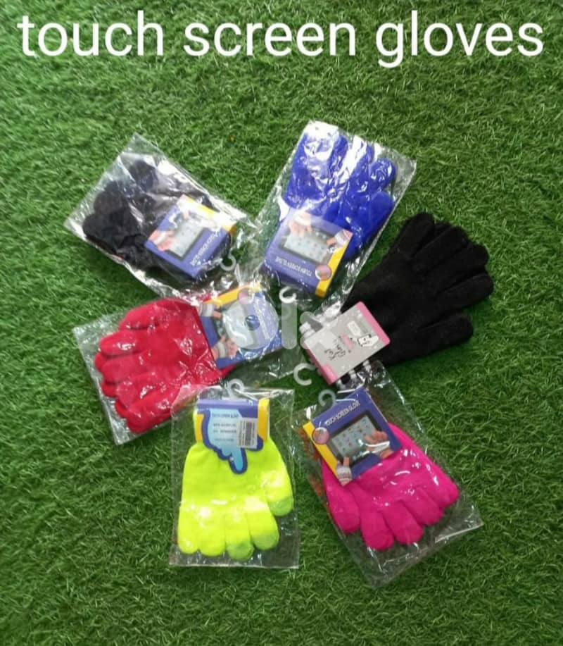 gloves كفوف صوف للفوتبول  وتاتش  وبستعملو لاغير شي وللتلفون 0