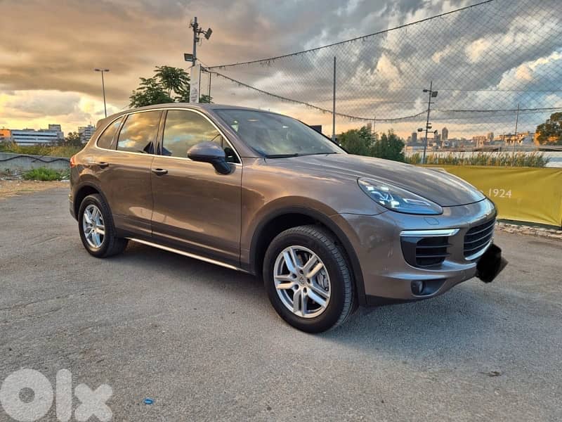 Porsche CayenneS 2015 0