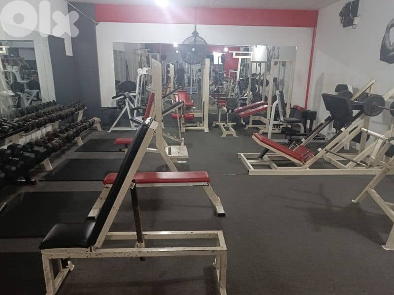 full gym equipment نادي كامل للبيع 0