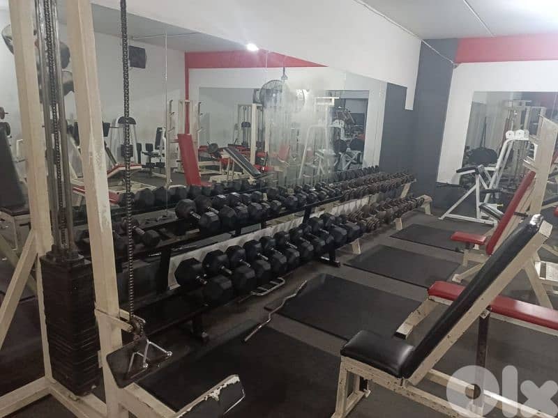 full gym equipment نادي كامل للبيع 8