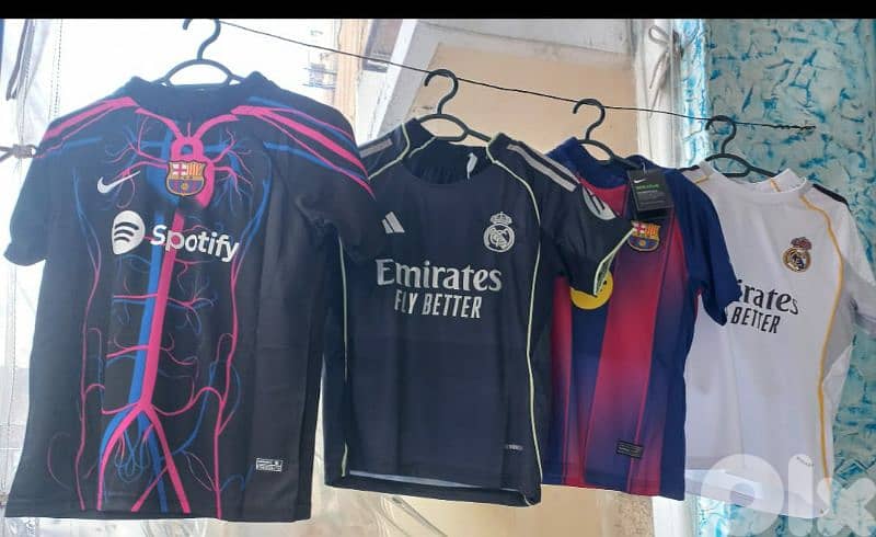 football and ثياب فوتبول حذاء كرة قدم 4