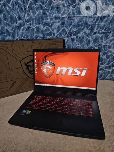 1TB SSD- with box Msi Gaming laptop - core i7 - like new condition