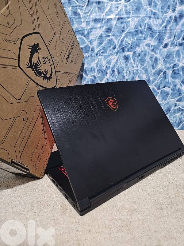 1TB SSD- with box Msi Gaming laptop - core i7 - like new condition 1
