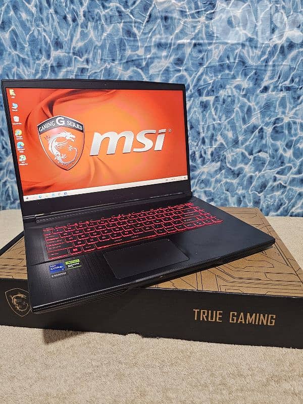1TB SSD- with box Msi Gaming laptop - core i7 - like new condition 5