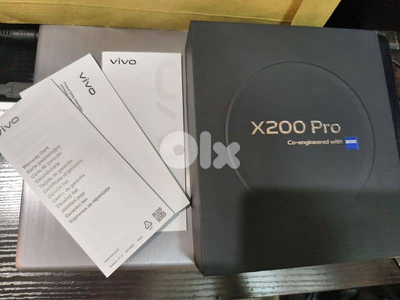 Vivo x200 pro 5g 512Gb 16+16Ram 3
