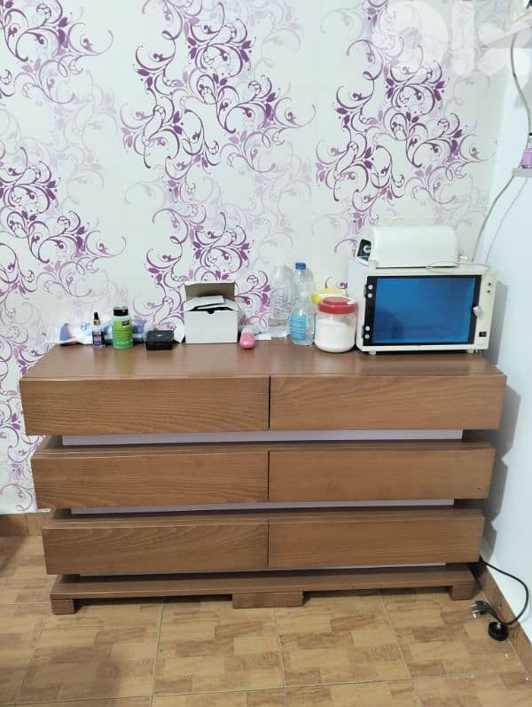 beauty salon equipments 0