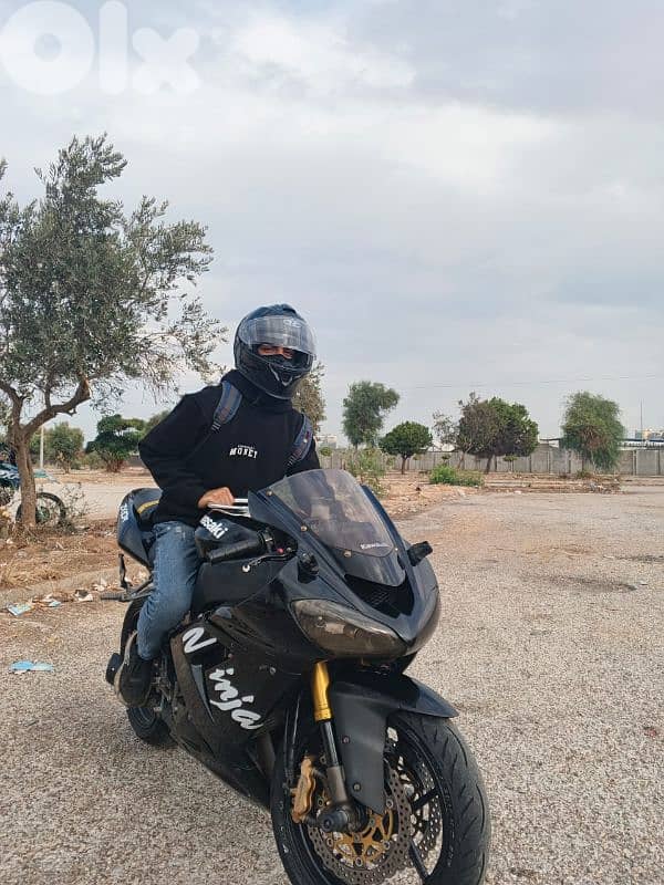 Kawasaki ZX-10R 2006 3
