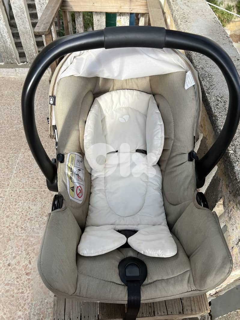 Joie car seat 0