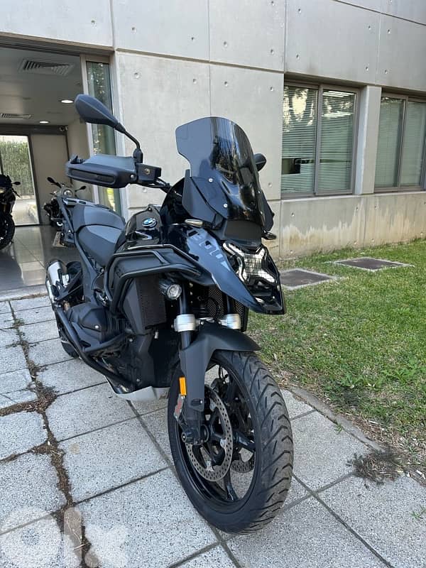 BMW R 1300 GS 2024 Triple Black 1