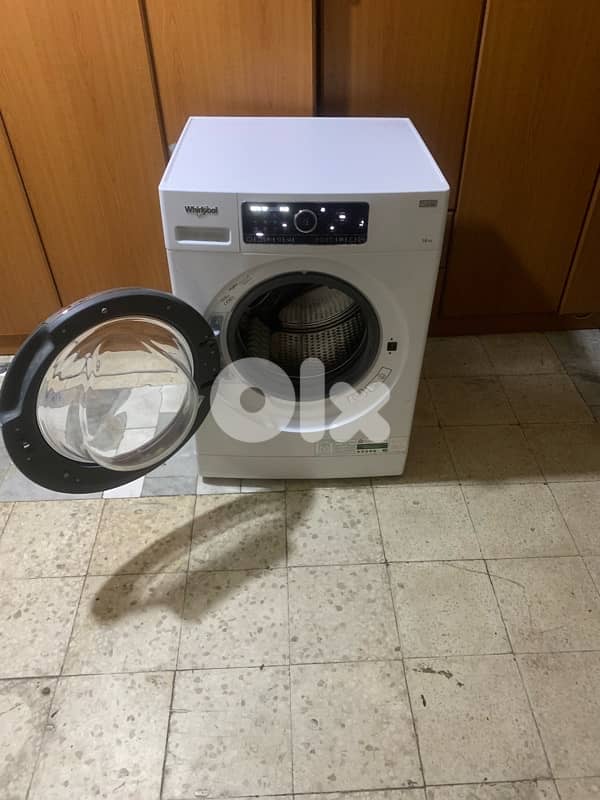 10kgغسالةWhirlpool 1