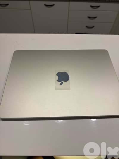 macbook air 7, M3, 2024