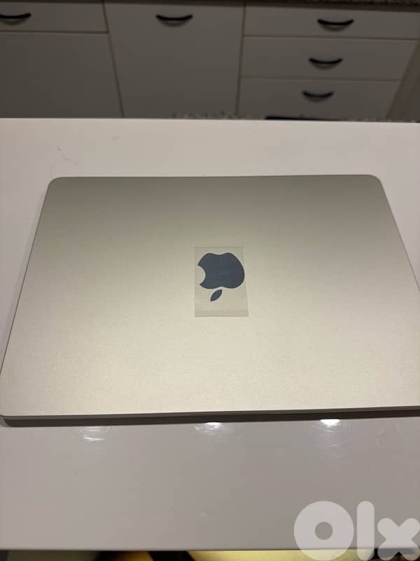 macbook air 7, M3, 2024 0