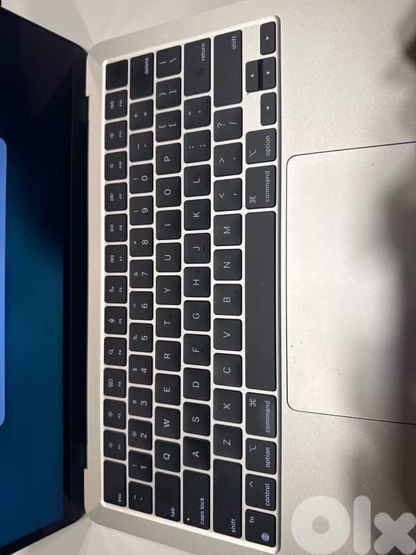 macbook air 7, M3, 2024 2