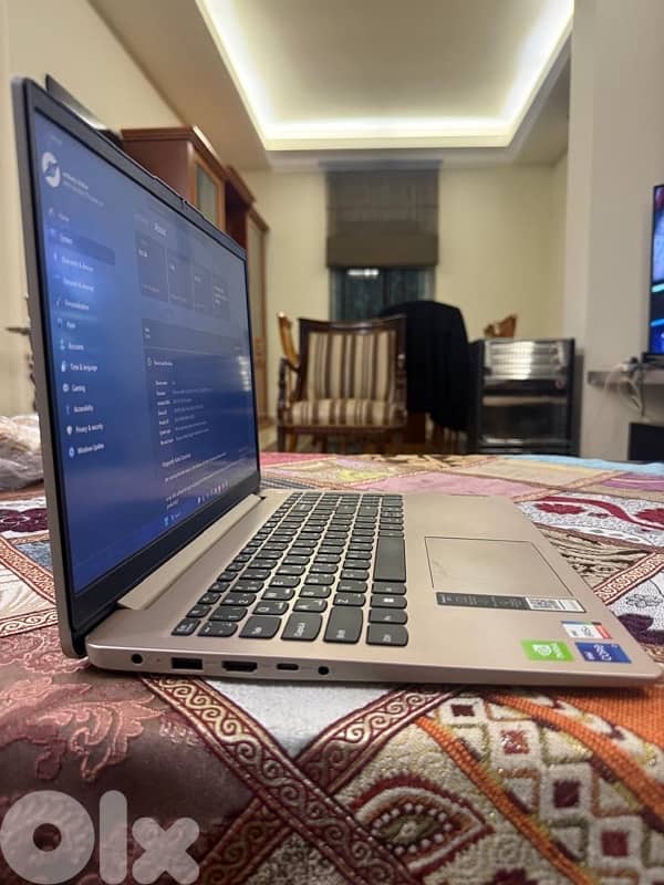 Lenovo ideapad 3 1