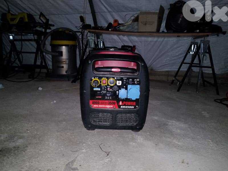 4000 watts generator used like new 1